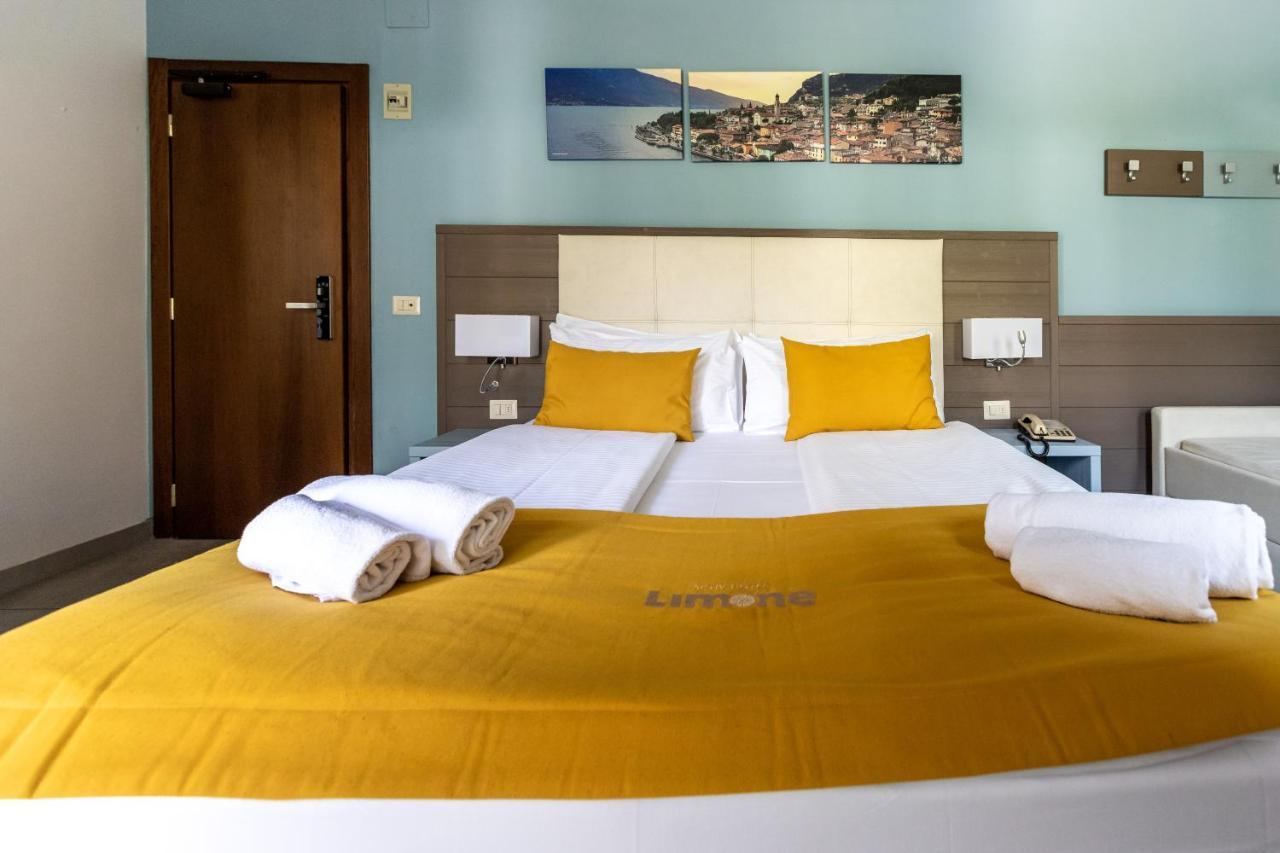 Hotel Limone リモーネ・スル・ガルダ エクステリア 写真