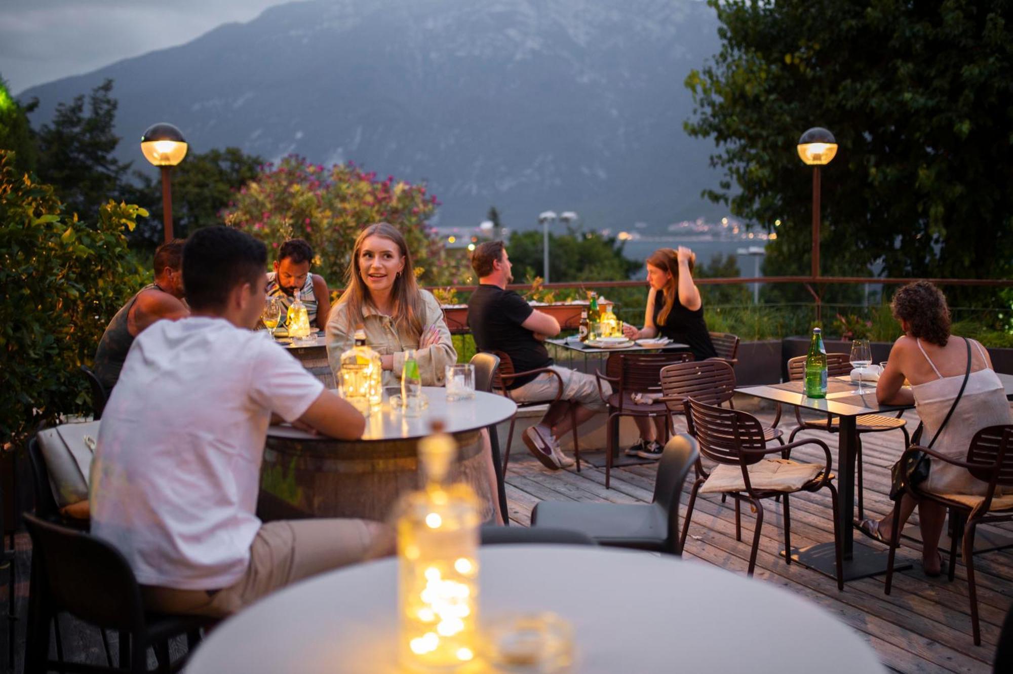 Hotel Limone リモーネ・スル・ガルダ エクステリア 写真